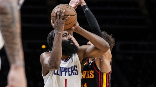 Kawhi Leonard, James Harden combine for 66 in Atlanta win (NBA)