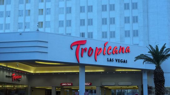 The last days of the Tropicana on Las Vegas Strip (Betting)