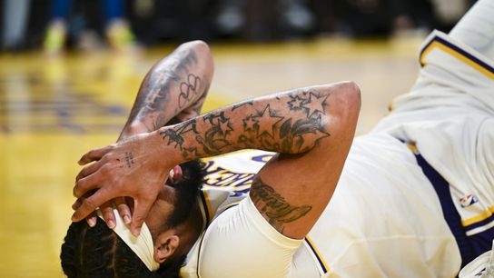 Lakers win but Anthony Davis leaves in third quarter with eye injury taken at Crypto.com Arena (Los Angeles Lakers)