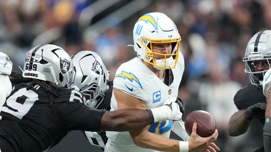 FINAL: Chargers 34, Raiders 20 taken at Allegiant Stadium (Las Vegas Raiders)