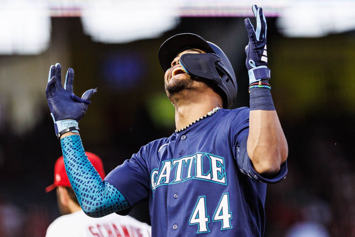 Julio Rodriguez #44 of the Seattle Mariners celebrates after hitting a single during an MLB match against the Los Angeles Angels at Angel Stadium on April 4, 2026 in Anaheim, California. Julio Rodriguez #44 of the Seattle Mariners celebrates after hitting a single during an MLB match against the Los Angeles Angels at Angel Stadium on April 4, 2026 in Anaheim, California.