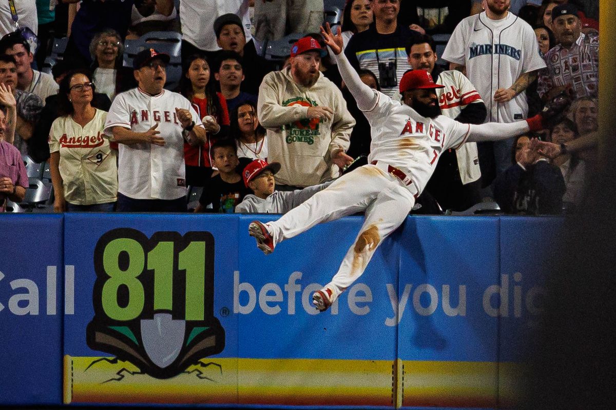 Jo Adell #7 of the Los Angeles Angels catches the ball during an MLB match against the Seattle Mariners at Angel Stadium on April 4, 2026 in Anaheim, California. Jo Adell #7 of the Los Angeles Angels catches the ball during an MLB match against the Seattle Mariners at Angel Stadium on April 4, 2026 in Anaheim, California.