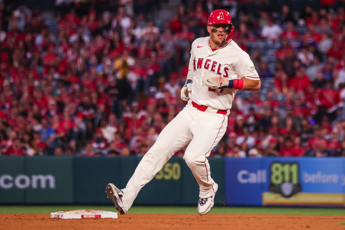 Los Angeles Angels outfielder Mike Trout (27) runs during the MLB game against the Toronto Blue Jays Monday April 20th, 2026 at Angel's Stadium in Anaheim, Calif.