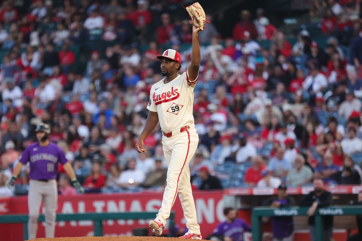 Los Angeles Angels pitcher Jose Soriano (59) prepares to pitch during an MLB game against the Colorado Rockies on June 1, 2026 in Anaheim, CA.