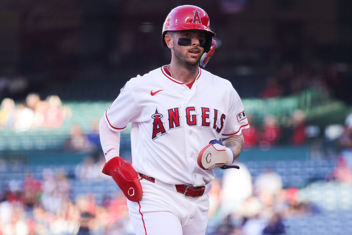 Los Angeles Angels infielder Zach Neto (9) runs during the MLB game against the Houston Astros Tuesday June 9th, 2026 at Angel's Stadium in Anaheim, Calif. Los Angeles Angels infielder Zach Neto (9) runs during the MLB game against the Houston Astros Tuesday June 9th, 2026 at Angel's Stadium in Anaheim, Calif.