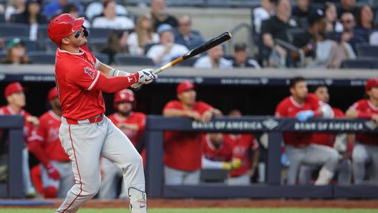 The Angels hit 5 home runs against the Yankees; Oswald Peraza has a day against his former club (Los Angeles Angels). Photo by  Wendell Cruz-Imagn Images