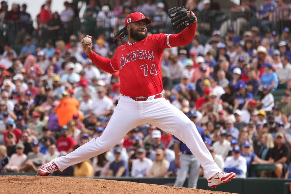 Los Angeles Angels right handed pitcher Kenley Jansen (74) throws the ball during a spring training baseball game against the Los Angeles Dodgers Wednesday March 5th, 2025 at Tempe Diablo Stadium in Tempe, Ariz.