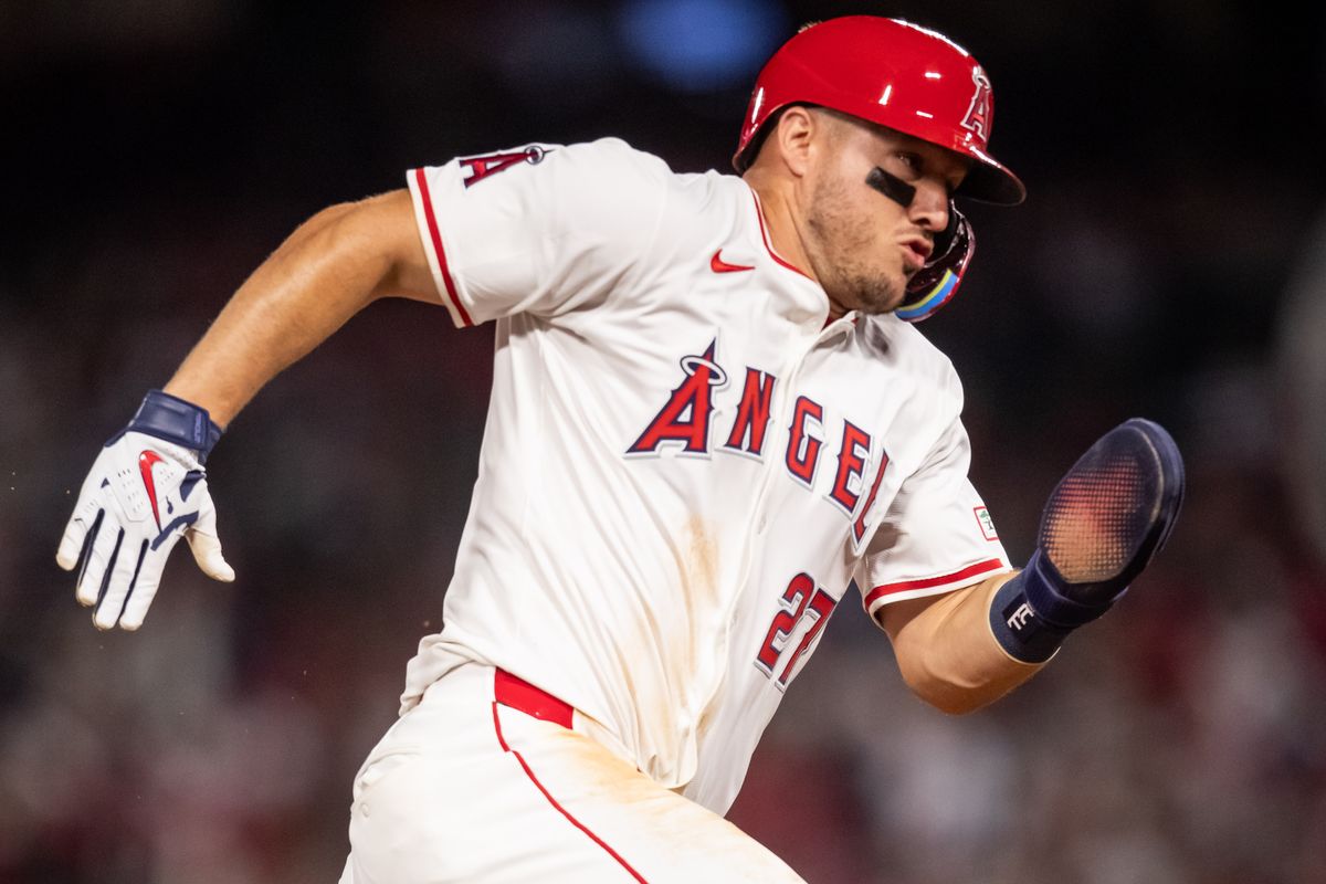 Los Angeles Angels outfielder Mike Trout (27)runs to third during the game against the Cleveland Guardians on Friday, April 4th, 2025, at Angel Stadium in Anaheim, CA.