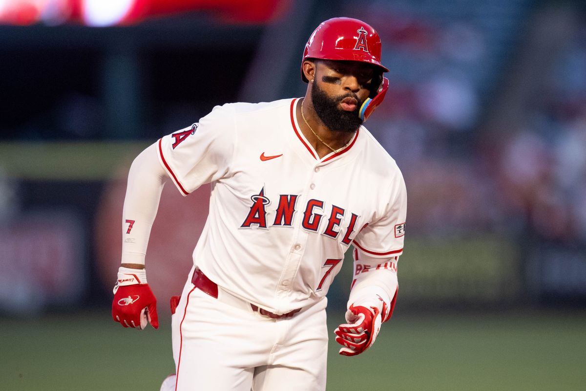 Los Angeles Angels outfielder Jo Adell (7) runs to third during the game against the Baltimore Orioles on Saturday, May 10, 2025, at Angel Stadium in Anaheim, CA.