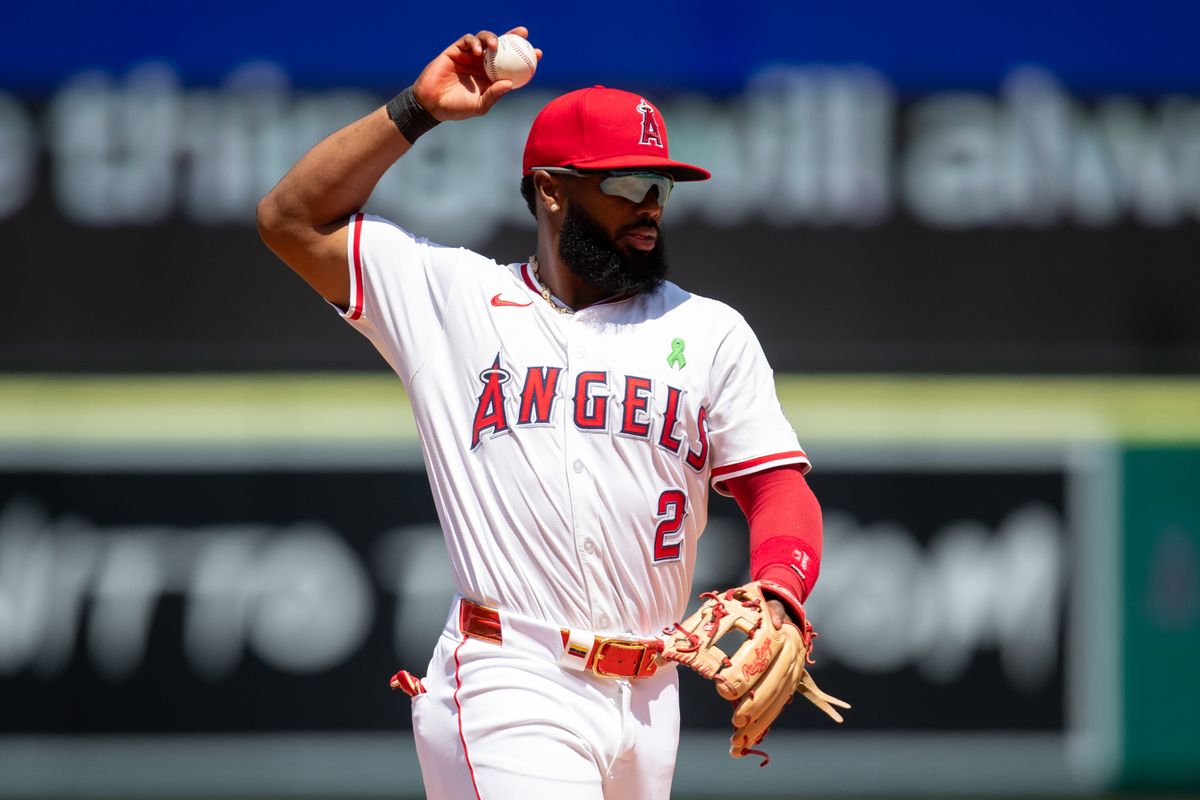 Los Angeles Angels third base Luis Rengifo (2) throws ball home during the game against the Miami Marlins on Sunday, May 25, 2025, at Angel Stadium in Anaheim, CA.