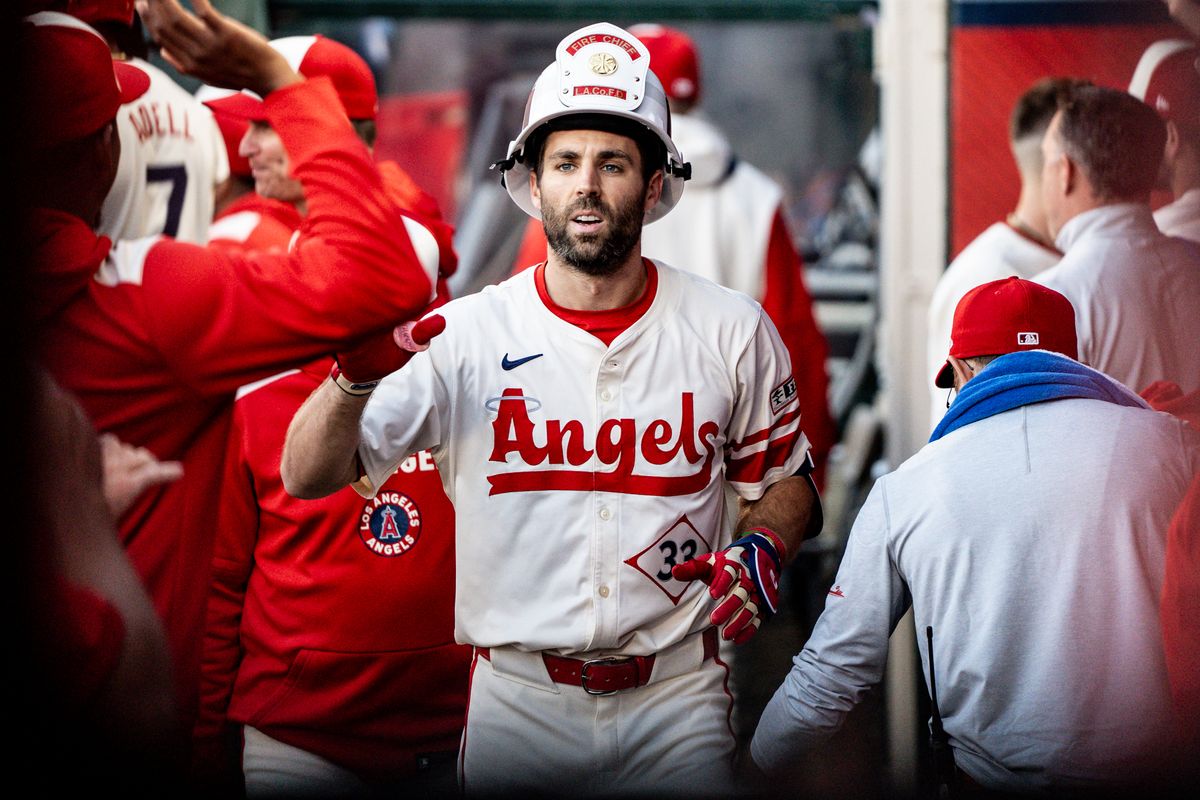 Los Angeles Angels OF Chris Taylor (33) celebrate in the dug out after hitting a home run during a game against the Seattle Mariners Saturday June 7th, 2025 at Angel's Stadium in Anaheim, Calif.