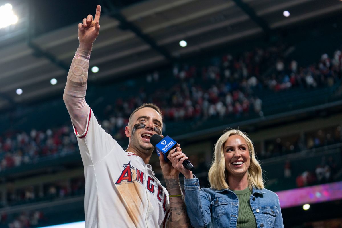 Los Angeles Angels infielder Zach Neto (9) post walk-off interview during the MLB game against the Seattle Mariners, Friday July 25th, 2025 in Anaheim, California. Los Angeles Angels infielder Zach Neto (9) post walk-off interview during the MLB game against the Seattle Mariners, Friday July 25th, 2025 in Anaheim, California.