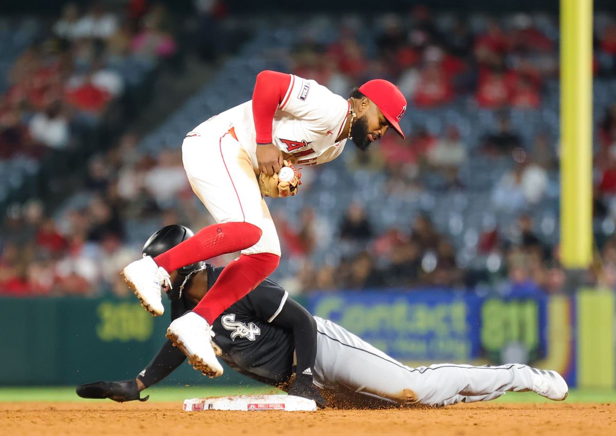 #2 Luis Rengifo of the Los Angeles Angels attempts to field a ball during an MLB game against the Chicago White Sox on August 1, 2025 in Anaheim, CA.