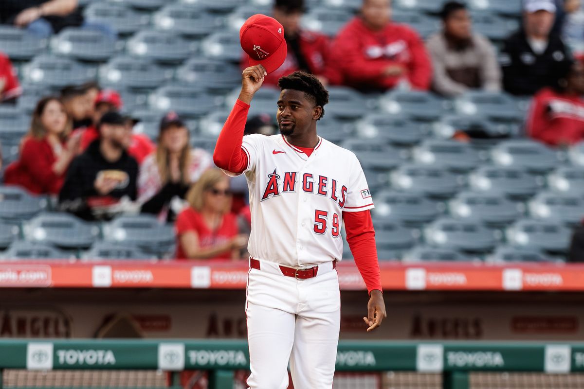 Los Angeles Angels pitcher José Soriano (59) gets awarded pitcher of the month before the game against the Chicago White Sox at Angel Stadium on May 5, 2026, in Anaheim, California.