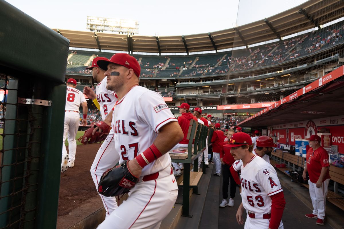 Los Angeles Angels center outfielder Mike Trout (27) makes his way onto the field during a game between the Texas Rangers and the Los Angeles Angels on Tuesday, August 11, 2026 at Angels Stadium in Anaheim Calif. Los Angeles Angels center outfielder Mike Trout (27) makes his way onto the field during a game between the Texas Rangers and the Los Angeles Angels on Tuesday, August 11, 2026 at Angels Stadium in Anaheim Calif.