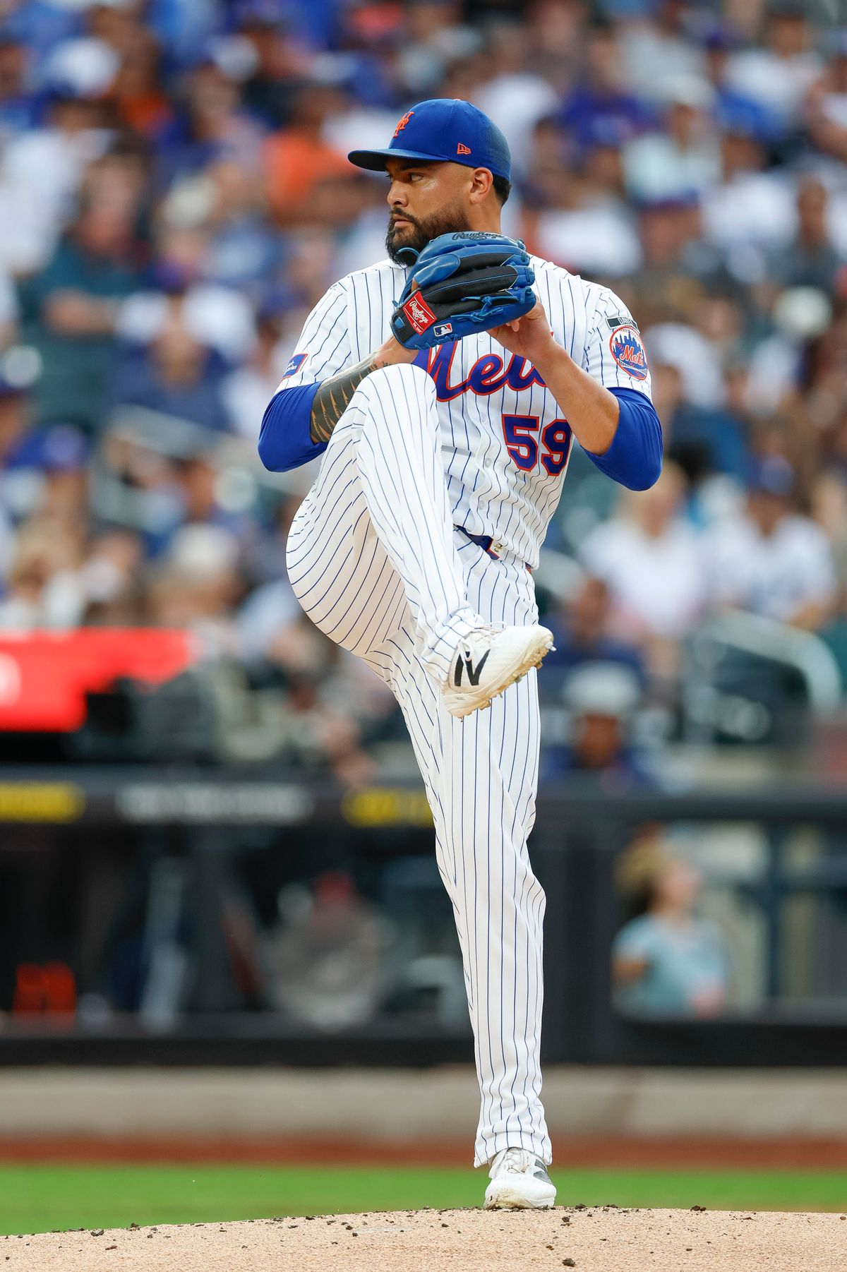 Sean Manaea #59 of the New York Mets pitches against the Los Angeles Dodgers at Citi Field on July 24, 2026 in New York, New York. Sean Manaea #59 of the New York Mets pitches against the Los Angeles Dodgers at Citi Field on July 24, 2026 in New York, New York.
