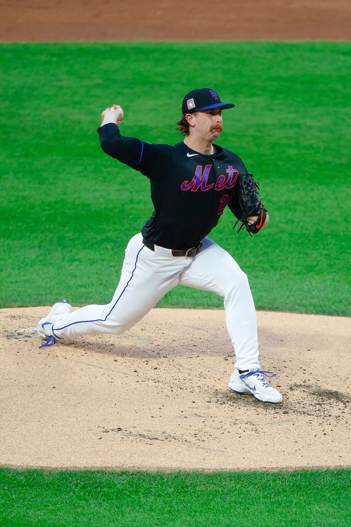 Nolan McLean #26 of the New York Mets pitches against the Los Angeles Dodgers at Citi Field on July 25, 2026 in New York, New York. Nolan McLean #26 of the New York Mets pitches against the Los Angeles Dodgers at Citi Field on July 25, 2026 in New York, New York.