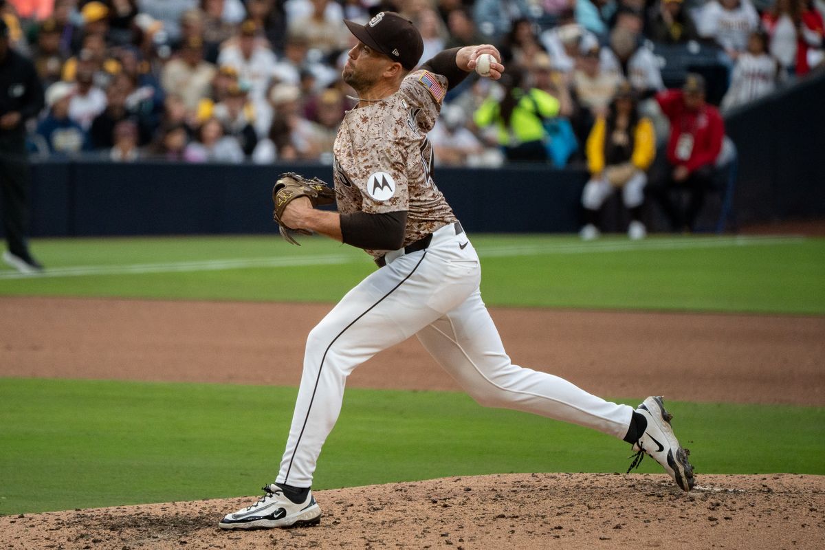 San Diego Padres Pitcher, Jason Adam (40), throws a pitch during an MLB Baseball game against the Atlanta Braves at Petco Park in San Diego, CA, on March 30, 2025. San Diego Padres Pitcher, Jason Adam (40), throws a pitch during an MLB Baseball game against the Atlanta Braves at Petco Park in San Diego, CA, on March 30, 2025.