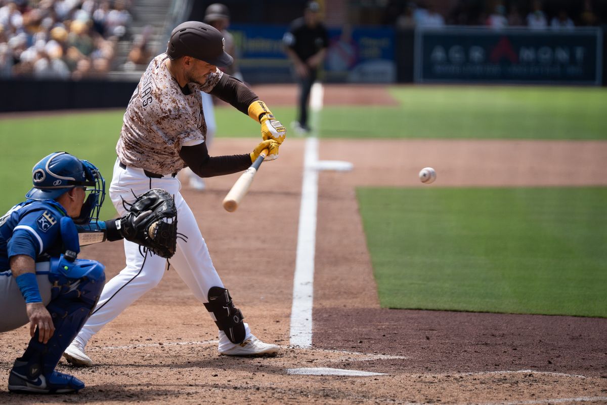 San Diego Padres infielder José Iglesias (7) hits the ball during an MLB game against the Kansas City Royals on June 22, 2025 at Petco Park in San Diego, CA. San Diego Padres infielder José Iglesias (7) hits the ball during an MLB game against the Kansas City Royals on June 22, 2025 at Petco Park in San Diego, CA.