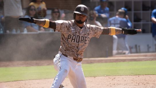 Padres Notebook: Luis Arraez hears fan criticism, just wants to win taken at Petco Park (San Diego Padres)
