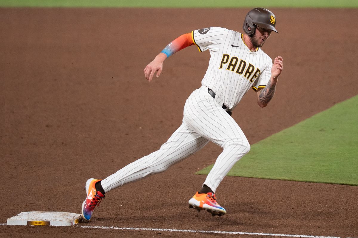 San Diego Padres outfielder Jackson Merrill (3) rounds third base during an MLB game against the Washington Nationals on June 23, 2025 at Petco Park in San Diego, CA.