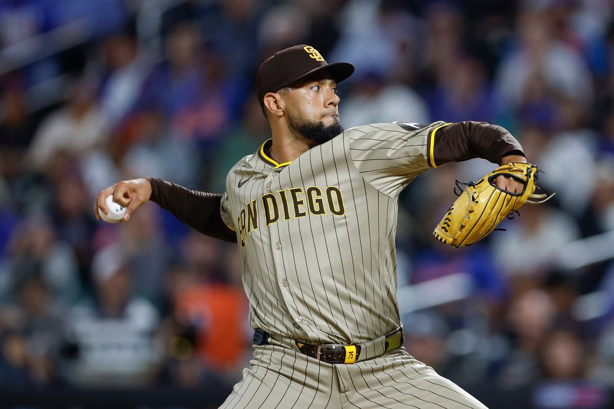 Robert Suarez #75 throws a pitch against the Mets at Citi Field on September 17, 2025 in New York.