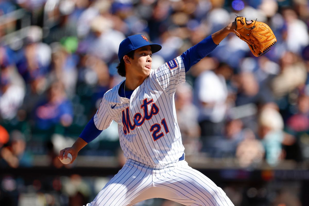 Jonah Tong #21 pitches against the Padres at Citi Field on September 18, 2025 in New York.