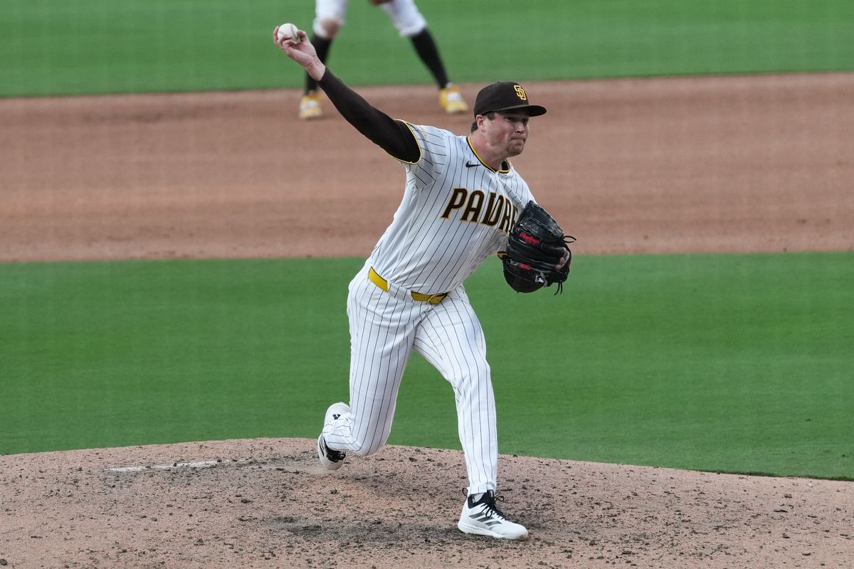 Padres relief pitcher Mason Miller (22) pitches the ball during an MLB baseball game against the Astros, Saturday August 08, 2026 in San Diego, California. Padres relief pitcher Mason Miller (22) pitches the ball during an MLB baseball game against the Astros, Saturday August 08, 2026 in San Diego, California.