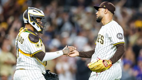 Padres pen locks it down to overcome early injury, deficit against Nationals taken at Petco Park (San Diego Padres)