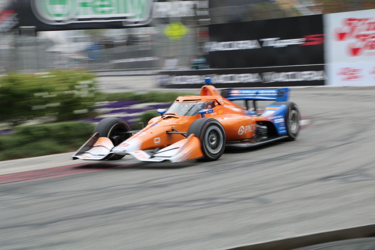 Scott Dixon (9) races around the Pike Outlets fountain at the 2025 Acura Grand Prix of Long Beach.