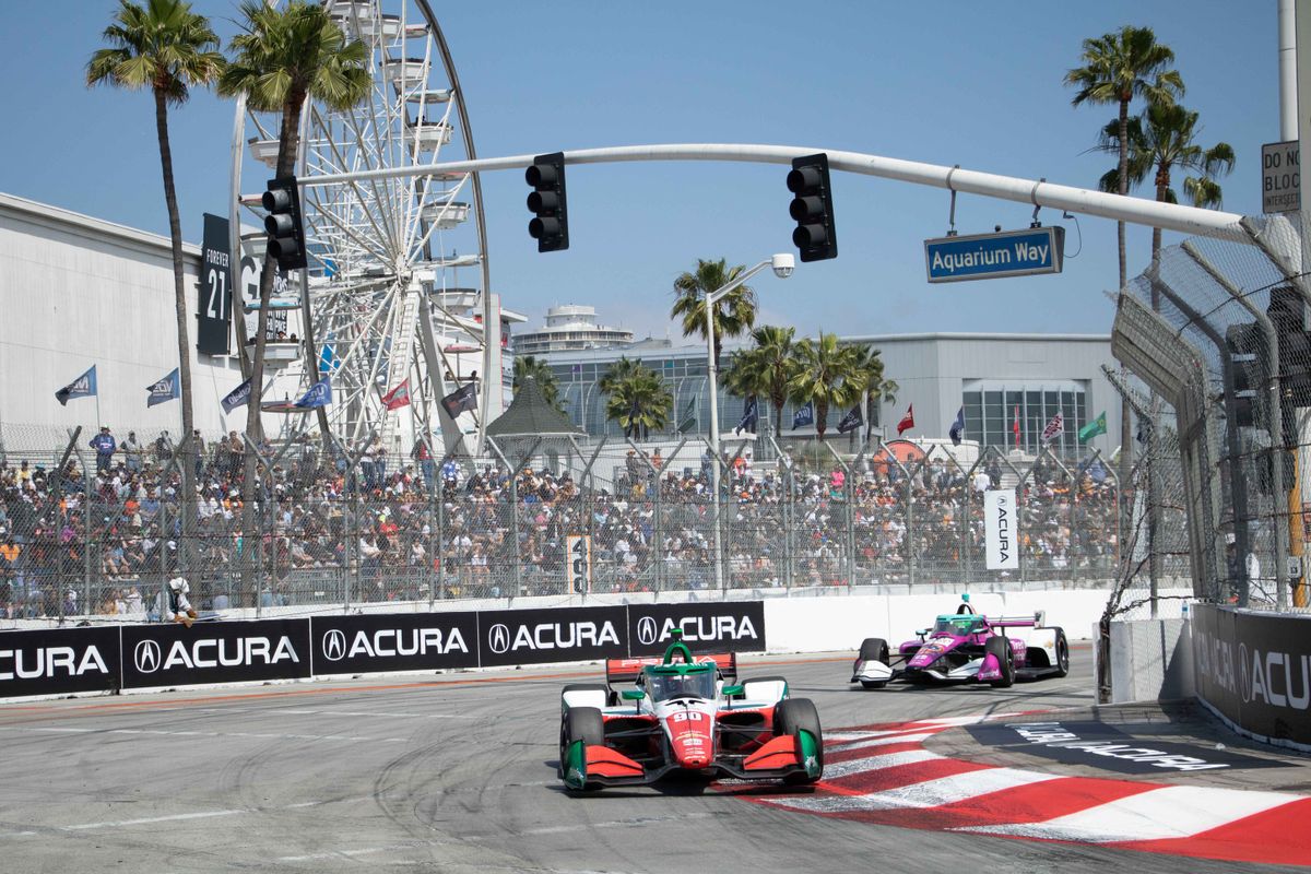Callum Ilott (90) leads around a turn at the 2025 Acura Grand Prix of Long Beach. 