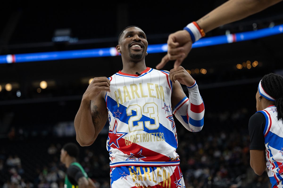 Harlem Globetrotters showman Thunder Law (23) gestures during a Harlem Globetrotters basketball game against The Washington Generals, Friday February 20, 2026 in Los Angeles.