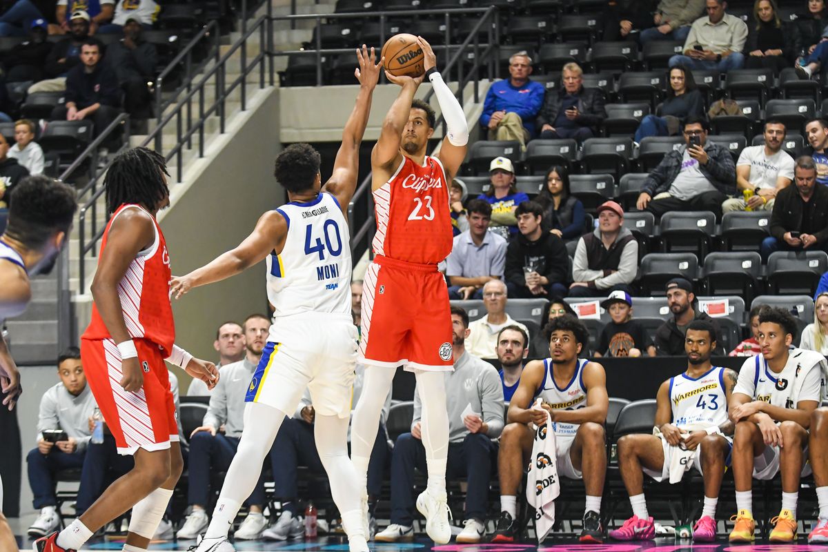 San Diego Clippers  Patrick Baldwin Jr. (23) shoots a three point shot during an G-League basketball  game against   Santa Cruz  Saturday December 13, 2025 in  , California.   