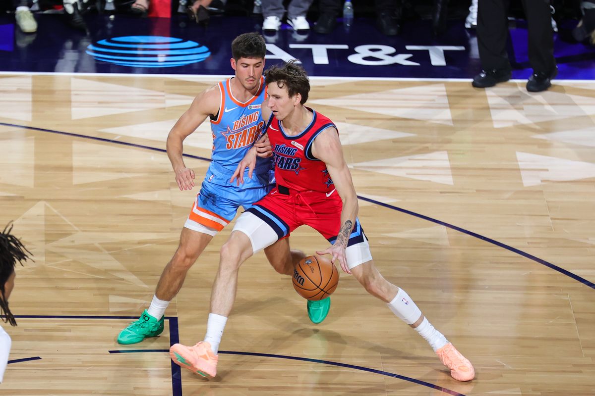 Chicago Bulls forward Matas Buzelis (14) dribbles the basketball during the NBA Rising Stars game on February 13, 2026 in Inglewood, CA.