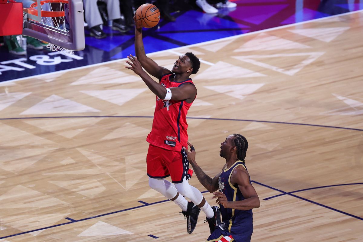 Team Stars guard Anthony Edwards (5) attempts a lay up during the NBA All Star Game on February 15, 2026 in Inglewood, CA.
