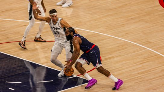 Clippers G (1) James Harden drives to the paint against San Antonio Spurs on Monday November 4th, 2024 at Intuit Dome.