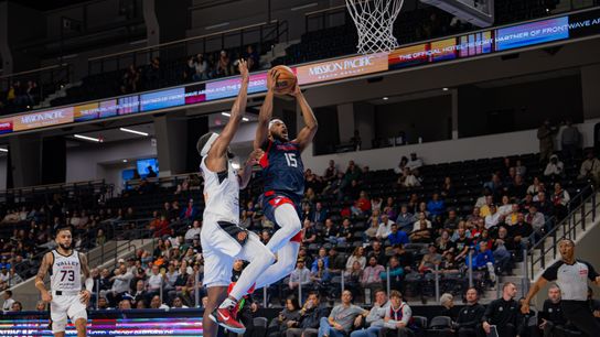 San Diego Clippers defeat the Valley Sun in Oceanside (San Diego Clippers)