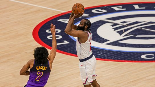 Los Angeles Clippers PG James Harden (3) takes a jump shot at an NBA basketball game against the Los Angeles Lakers, Sunday January 19th, 2025 in Inglewood, California. Los Angeles Clippers PG James Harden (3) takes a jump shot at an NBA basketball game against the Los Angeles Lakers, Sunday January 19th, 2025 in Inglewood, California.