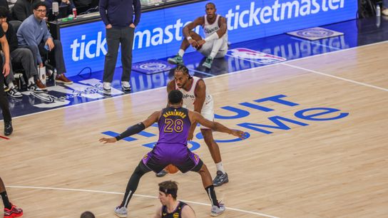 Los Angeles Clippers SF Kawhi Leonard (2) at an NBA basketball game against the Los Angeles Lakers, Sunday January 19th, 2025 in Inglewood, California. Los Angeles Clippers SF Kawhi Leonard (2) at an NBA basketball game against the Los Angeles Lakers, Sunday January 19th, 2025 in Inglewood, California.
