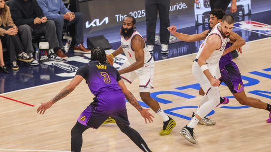 Los Angeles Clippers PG James Harden (3) dribbles the ball a teammate at an NBA basketball game against the Los Angeles Lakers, Sunday January 19th, 2025 in Inglewood, California. Los Angeles Clippers PG James Harden (3) dribbles the ball a teammate at an NBA basketball game against the Los Angeles Lakers, Sunday January 19th, 2025 in Inglewood, California.