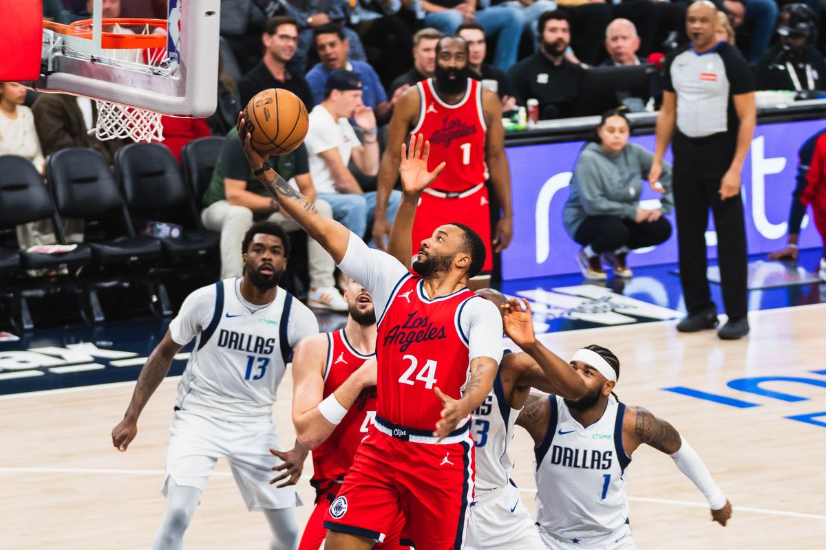 Los Angeles Clippers guard Norman Powell (24) drives into the lane during an NBA basketball game against the Dallas Mavericks, Friday April 4th, 2025 in Inglewood, California. 