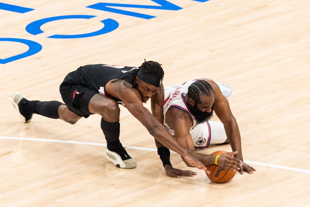 Los Angeles Clippers guard James Harden (1) dives for the ball during an NBA basketball game against the Portland Trailblazers, Sunday October 26th, 2025 in Inglewood, California. Los Angeles Clippers guard James Harden (1) dives for the ball during an NBA basketball game against the Portland Trailblazers, Sunday October 26th, 2025 in Inglewood, California.