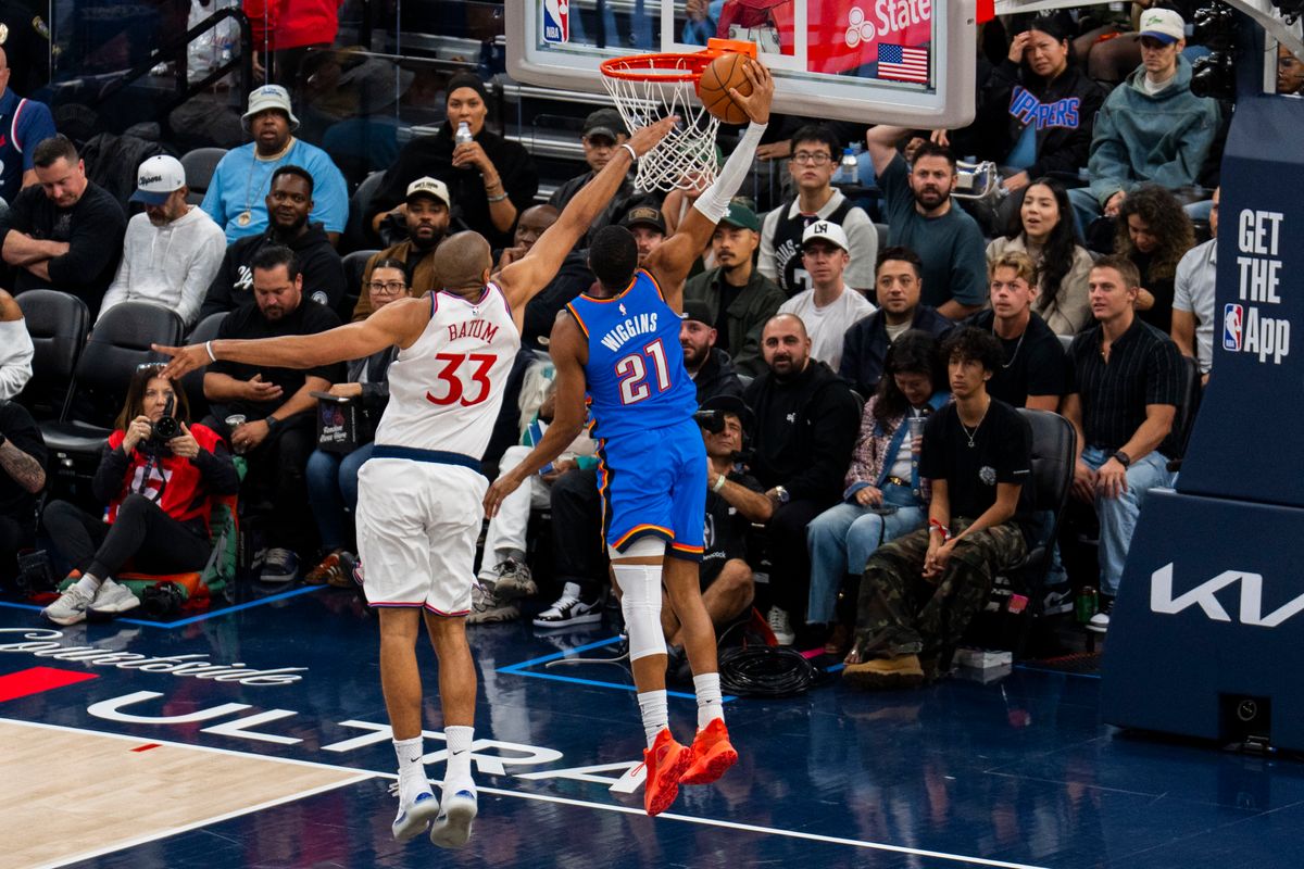 Oklahoma City Thunder guard Aaron Wiggins (21) gets a fast break dunk during an NBA basketball game against the Los Angeles Clippers, Tuesday November 4th, 2025 in Los Angeles, California. 