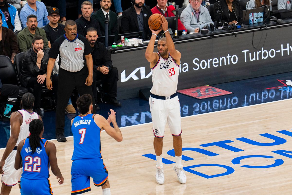 Los Angeles Clippers forward Nicolas Batum (33) takes a three during an NBA basketball game against the Oklahoma City Thunder, Tuesday November 4th, 2025 in Los Angeles, California.