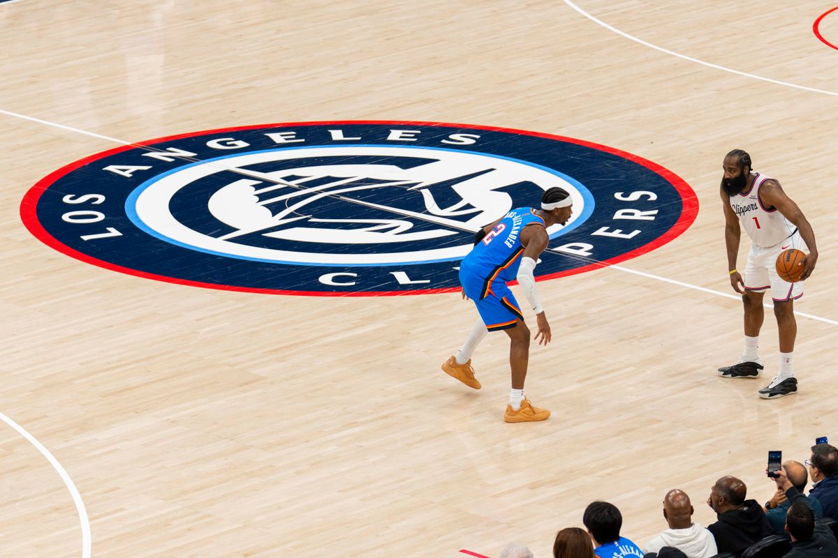 Los Angeles Clippers guard James Harden (1) sizing up Oklahoma City Thunder guard Shai Gilgeous-Alexander during an NBA basketball game against the Oklahoma City Thunder, Tuesday November 4th, 2025 in Los Angeles, California.