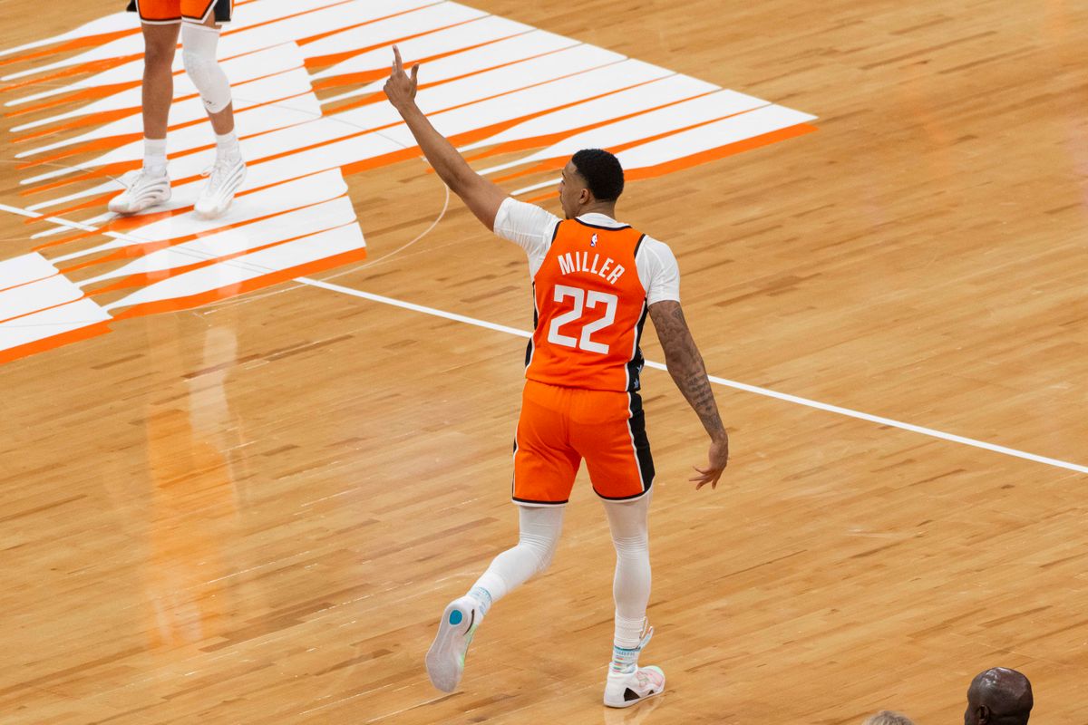 Los Angeles Clippers guard Jordan Miller (22) celebrates a made three during an NBA basketball game against the Denver Nuggets, Tuesday November 12th, 2025 in Los Angeles, California.