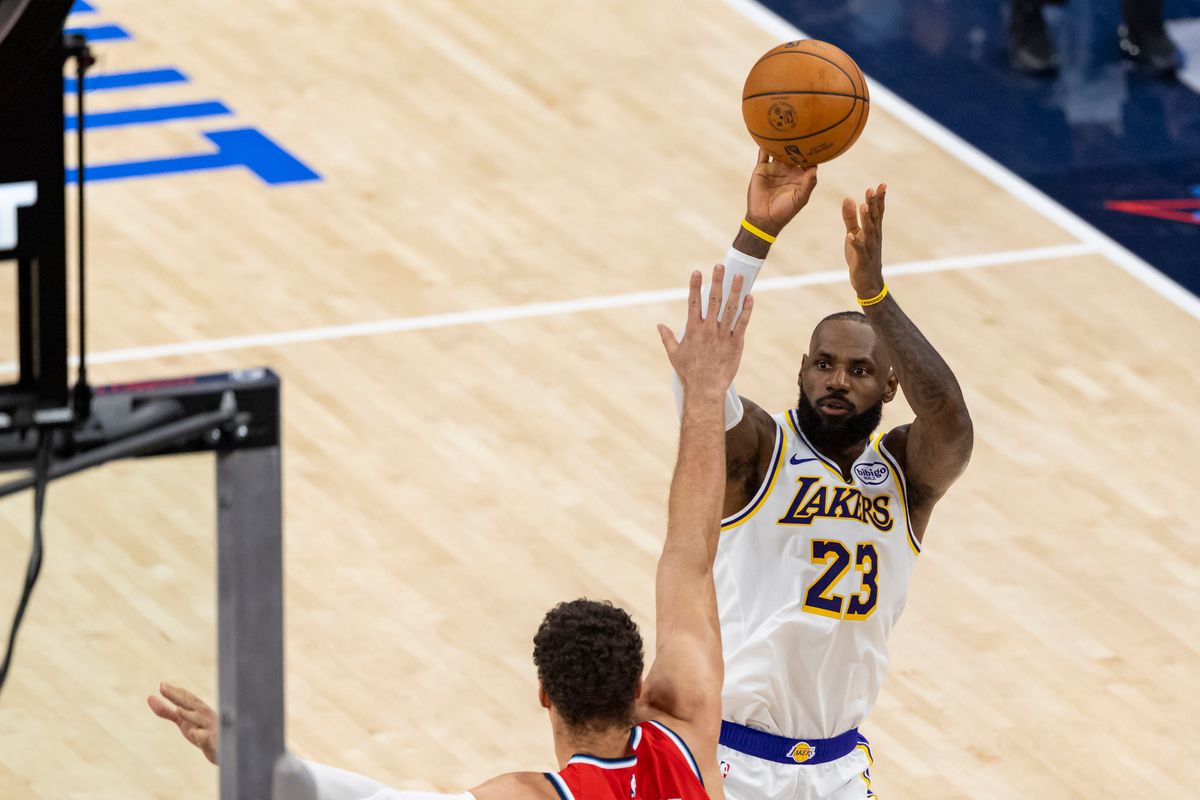 LeBron James #23 of the Los Angeles Lakers shoots the ball during an NBA basketball game against the LA Clippers, Saturday December 20, 2025 in Inglewood, Calif.