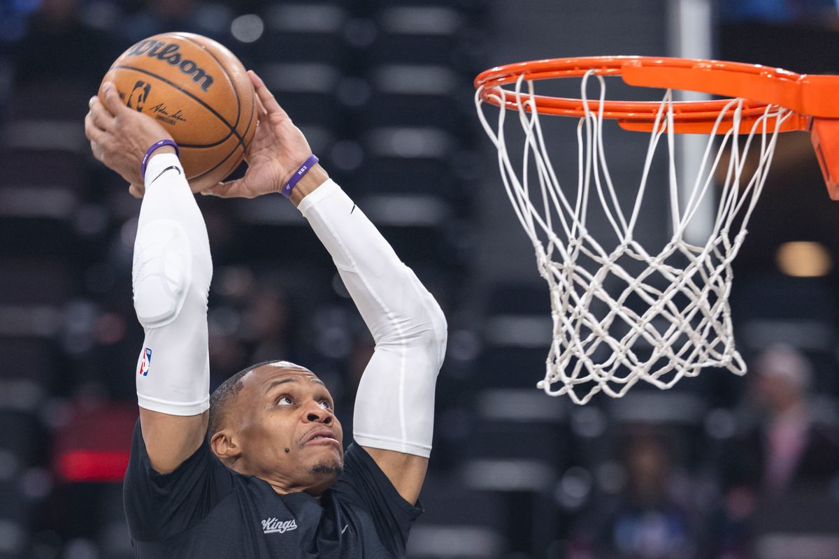 Russell Westbrook #18 of the Sacramento Kings dunks the ball during warm ups before an NBA basketball game against the LA Clippers, Tuesday December 30, 2025 in Inglewood, Calif.