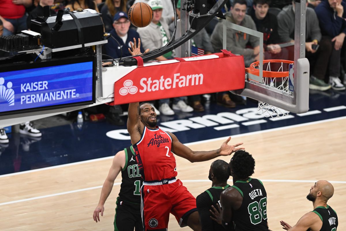 Los Angeles Clippers small forward Kawhi Leonard, #2 shoots a floater during an NBA basketball game against the Boston Celtics, Saturday January 3, 2026 at Intuit Dome in Inglewood, Calif.