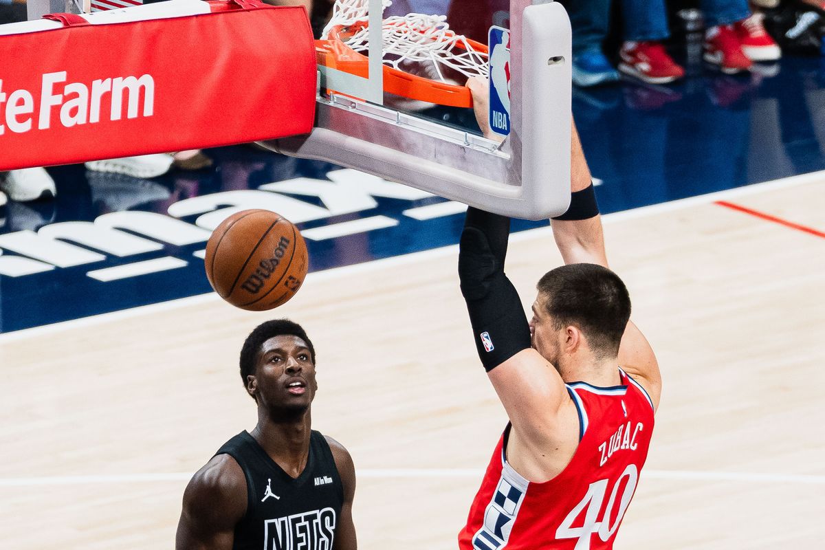 Los Angeles Clippers center Ivica Zubac (40) dunks the ball during an NBA basketball game against the Brooklyn Nets, Sunday January 25th, 2026 in Inglewood, California. 